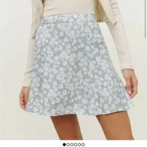 Chic Floral Skater Skirt in Light Blue